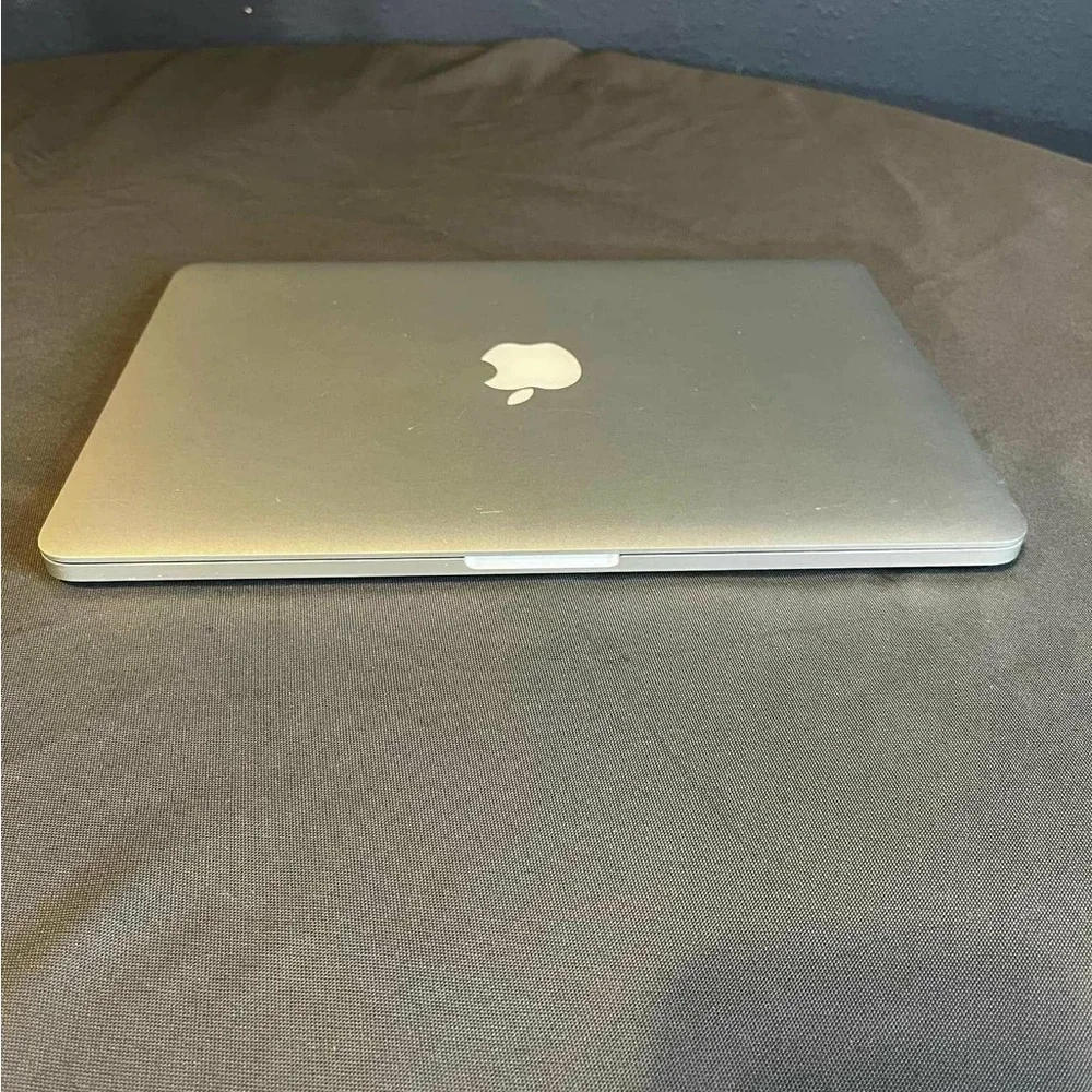 Apple MacBook Pro 13
